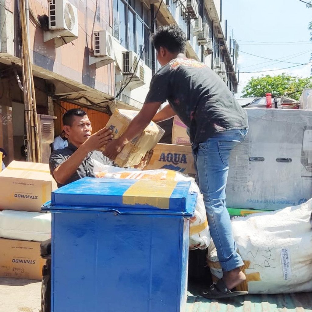 harga ekspedisi pasuruan ke luwu