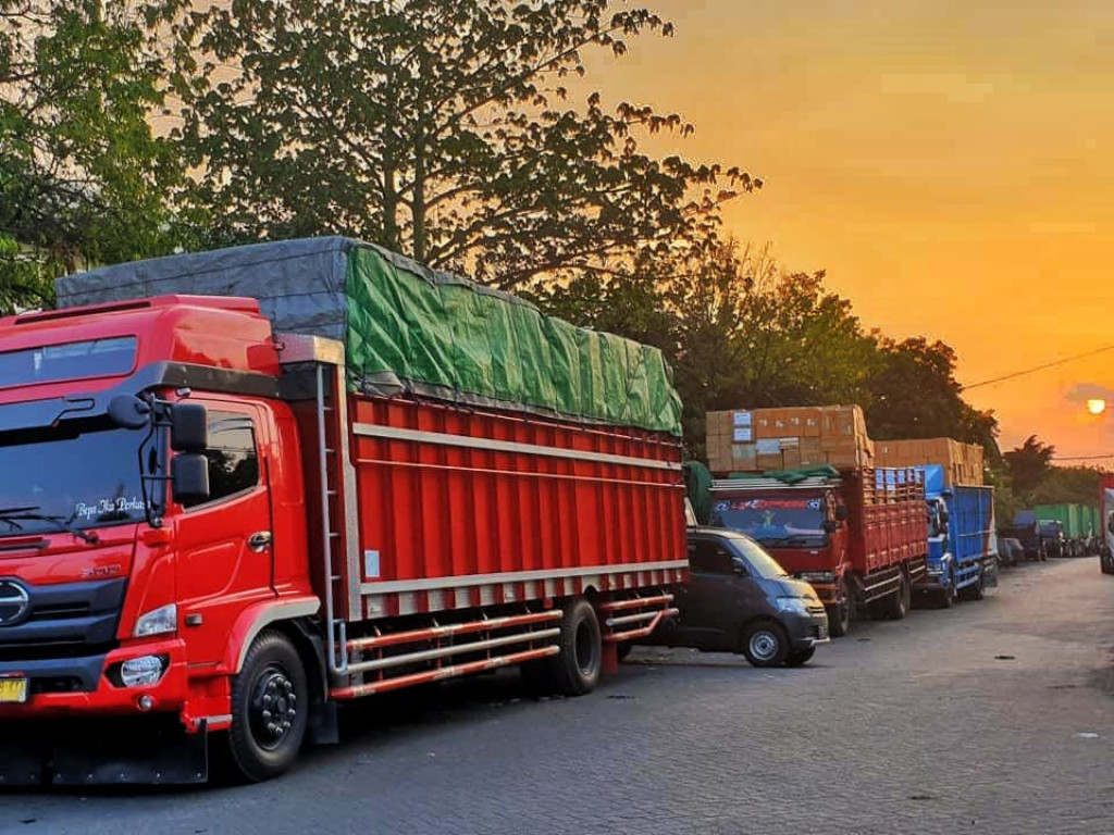 Cargo ke Gorontalo