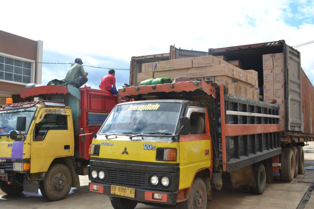 tarif pengiriman ke batu licin