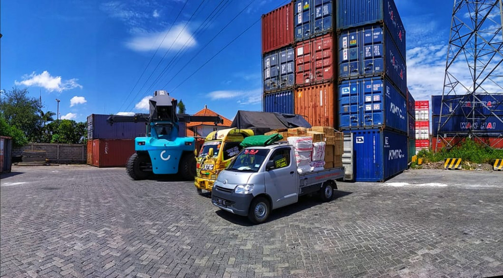 ekspedisi container surabaya tual