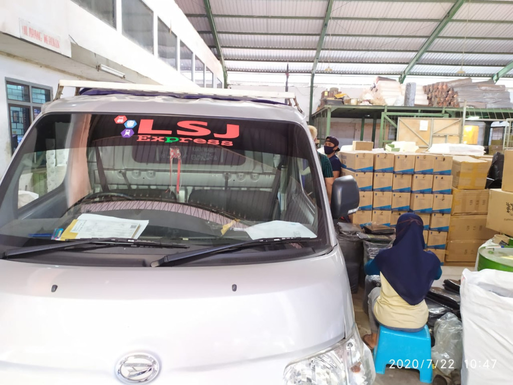 cargo surabaya toraja utara