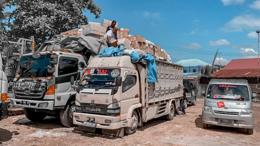 cargo surabaya selayar