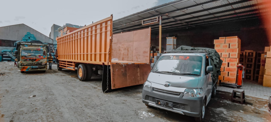 harga ekspedisi surabaya selayar