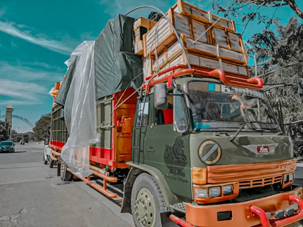 ongkir pengiriman surabaya selayar