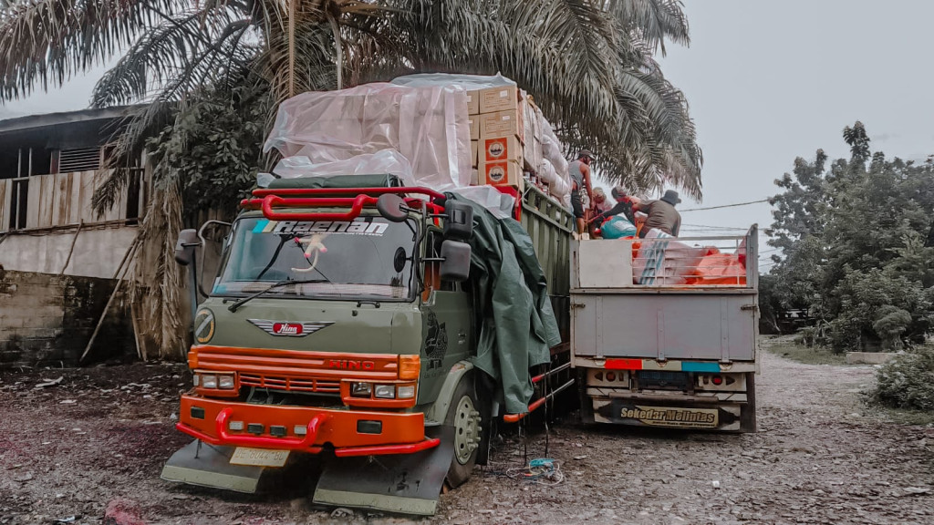 harga ekspedisi surabaya pangkajene